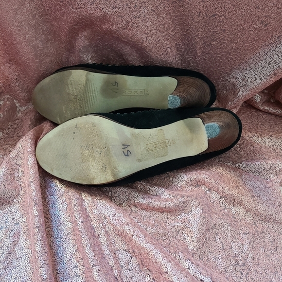 Steve Madden Luxe Jamie Platform Heels - Black Suede, Chain Detail, Size 8.5 - Picture 5 of 6